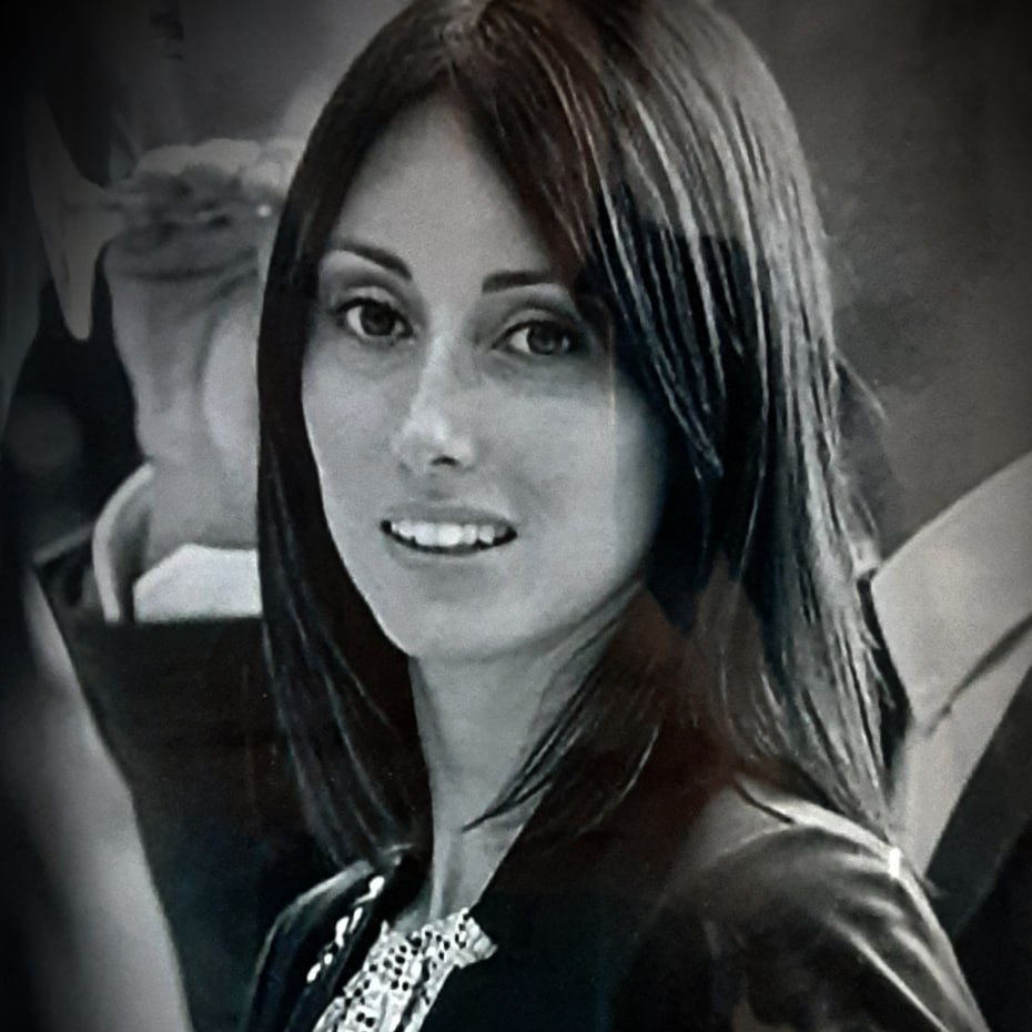 Marina D. Falcone Manhire